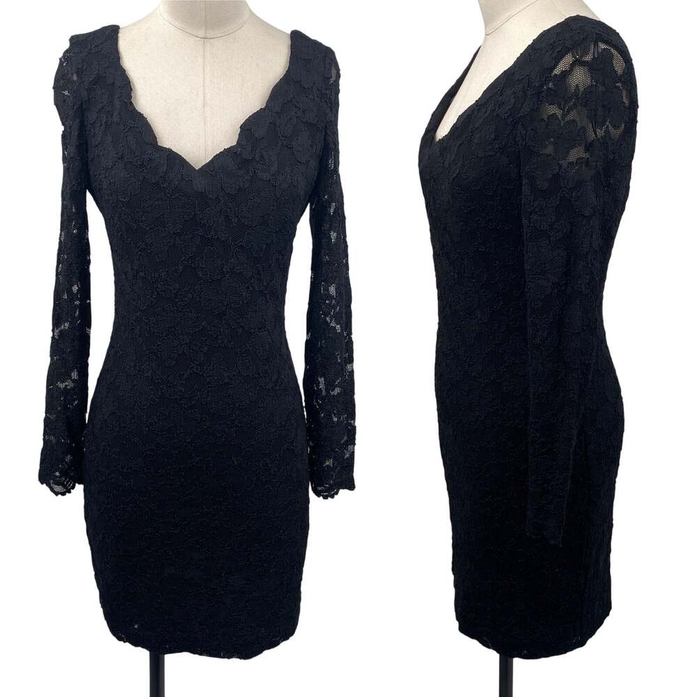 Vintage 90s Lace Cocktail Mini Dress Long Sleeve Scalloped Sweetheart Neck Black